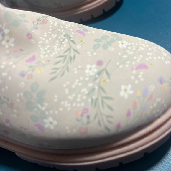 Girl's Floral Boots Cat and Jack - Picture 4 of 6